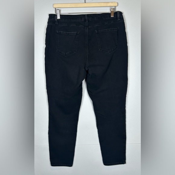 - d. jeans Black Skinny Jeans High Waist w/ Stretch. Size 14P. - Picture 2 of 7